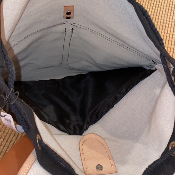 OETTZI 3300 Backpack - UNISEX main image 6